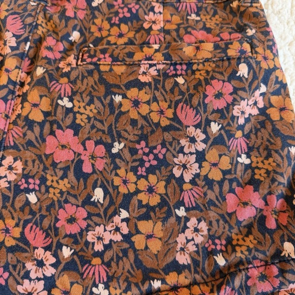 American Eagle Shorts Women's Size 6 Floral Midi Stretch Blue Pockets Cotton - Picture 6 of 6